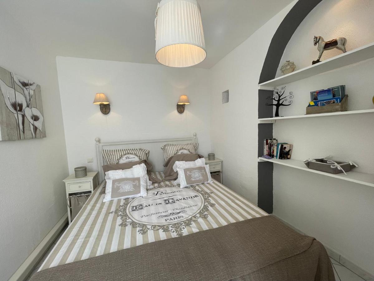 Apartment Renting - 9 Massena - Spacious Massena Square - Ac - Fully Equipped